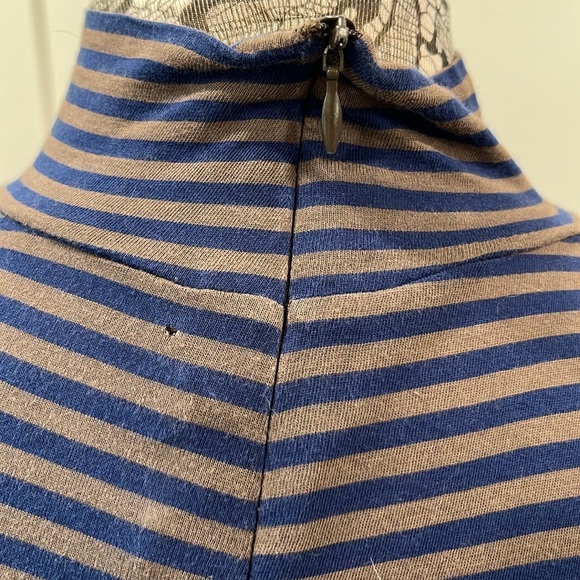 Demylee stretch mock turtleneck top - Picture 5 of 8